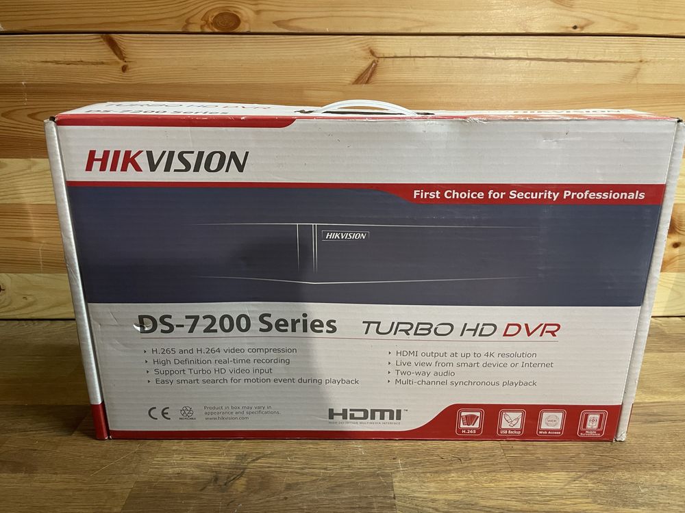 Rejestrator HIKVISION DS-7204HUHI-K1