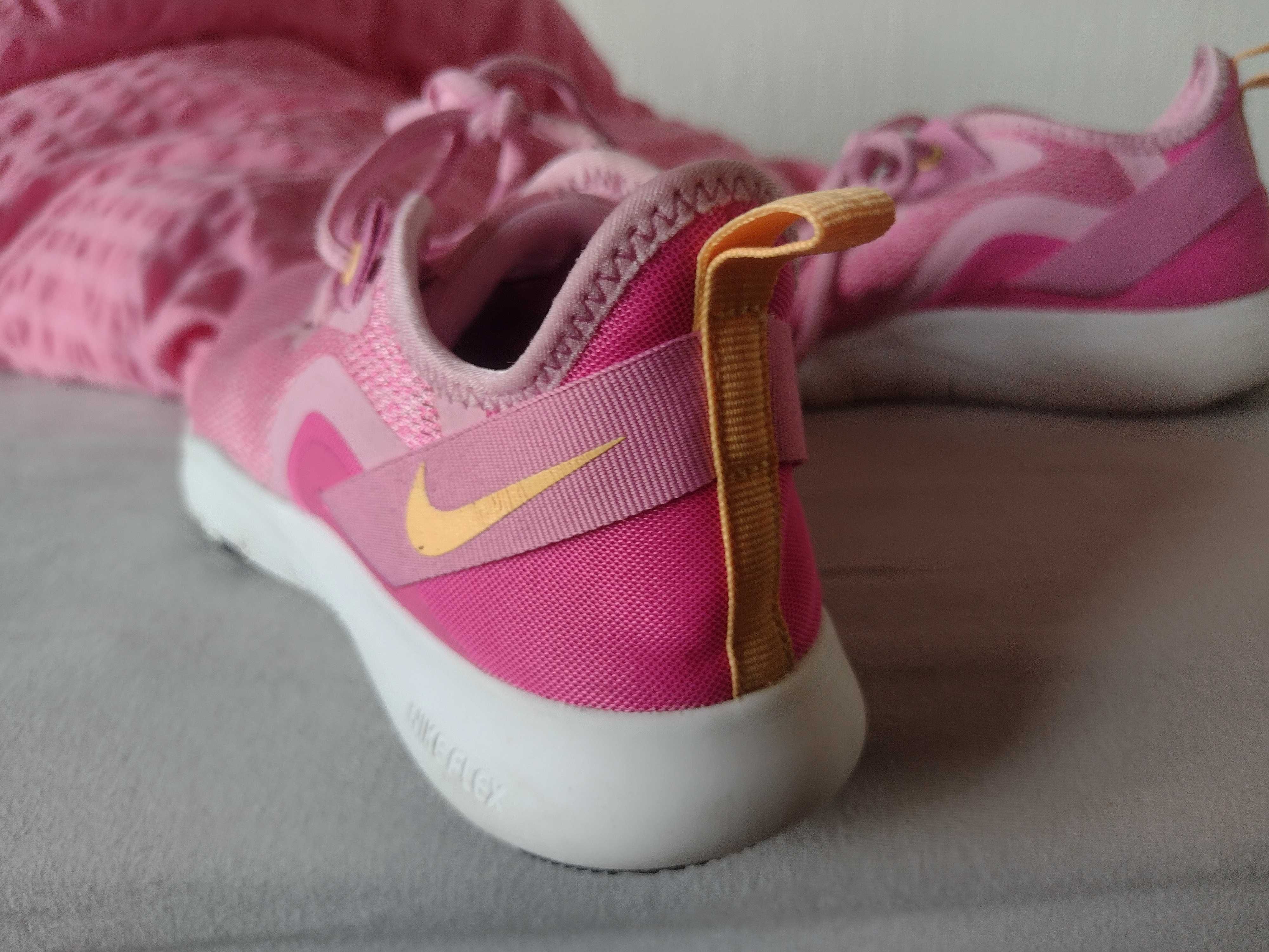 Buty damskie Nike WMNS Flex Trainer 9 . Rozmiar 36.5