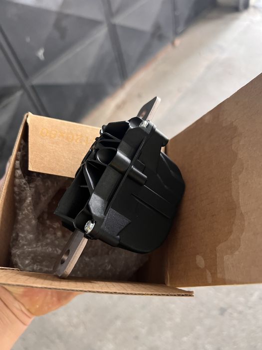Fusivel pyro tencnico do tesla model 3/Y