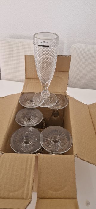 Conjunto de 6 flutes Vista Alegre ( pf ler o anúncio todo)