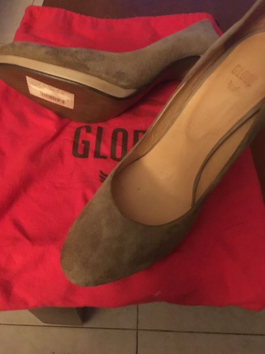 Sapatos Globe N41 Novos