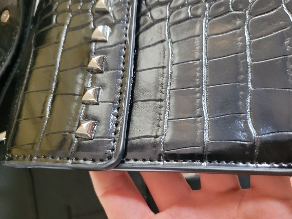 Czarna mini torebka Zara
