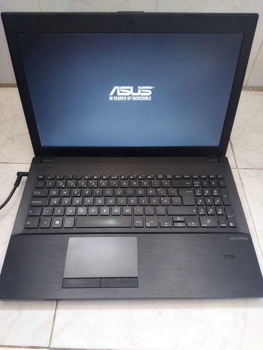 Portátil Asus i3 Pro PU551LA