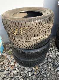 Резина зимова Bridgestone Blezzak 215 65 R16