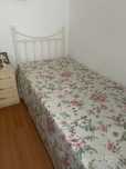 Cama de Solteiro 100x195 c/colchão e estrado Como Nova!