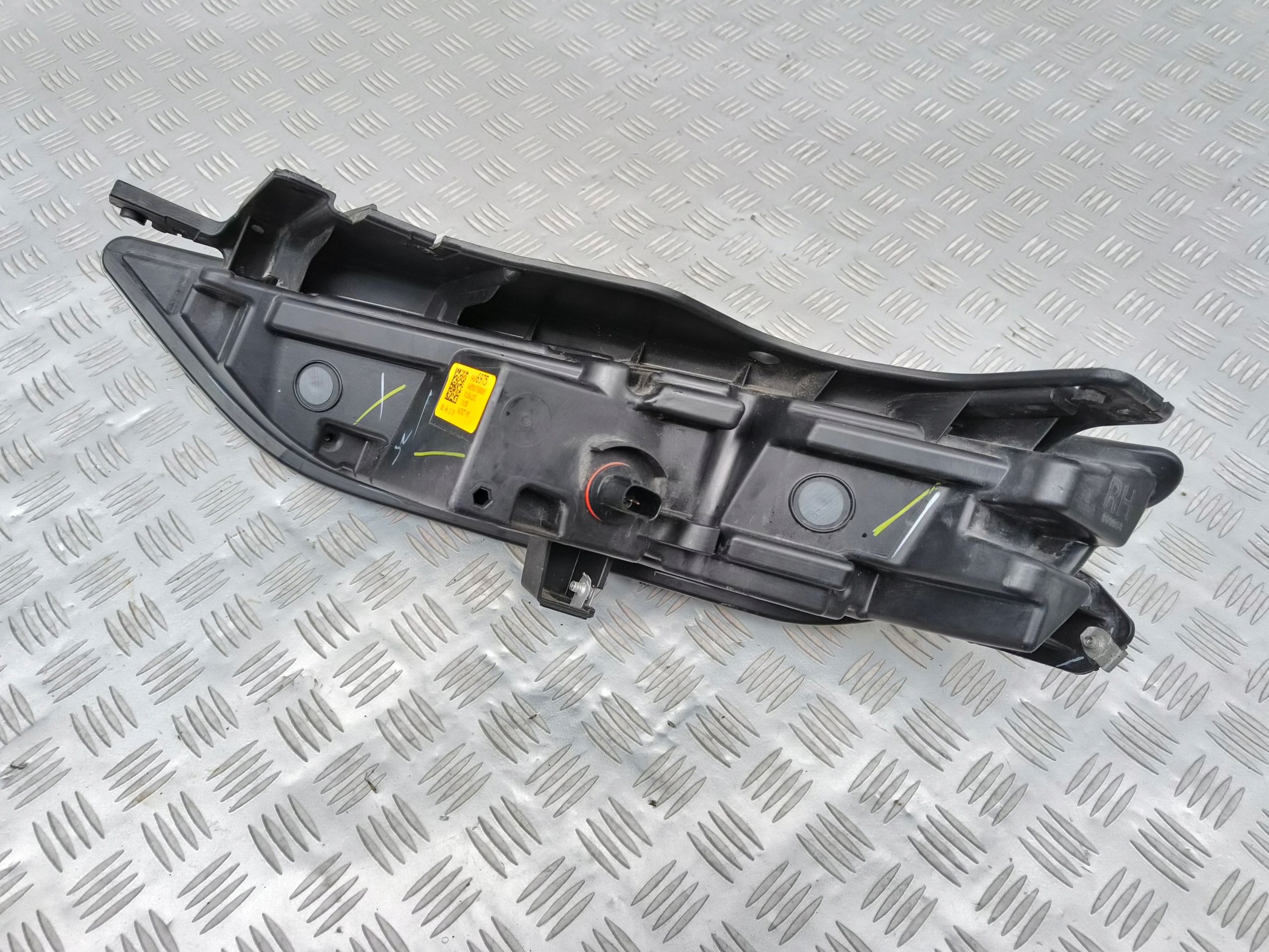 Chevrolet Blazer Reflektor Lampa przód Full Led Drl Prawa Usa