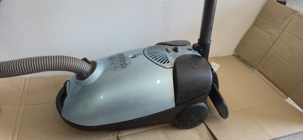 Пилосос samsung 1500w
