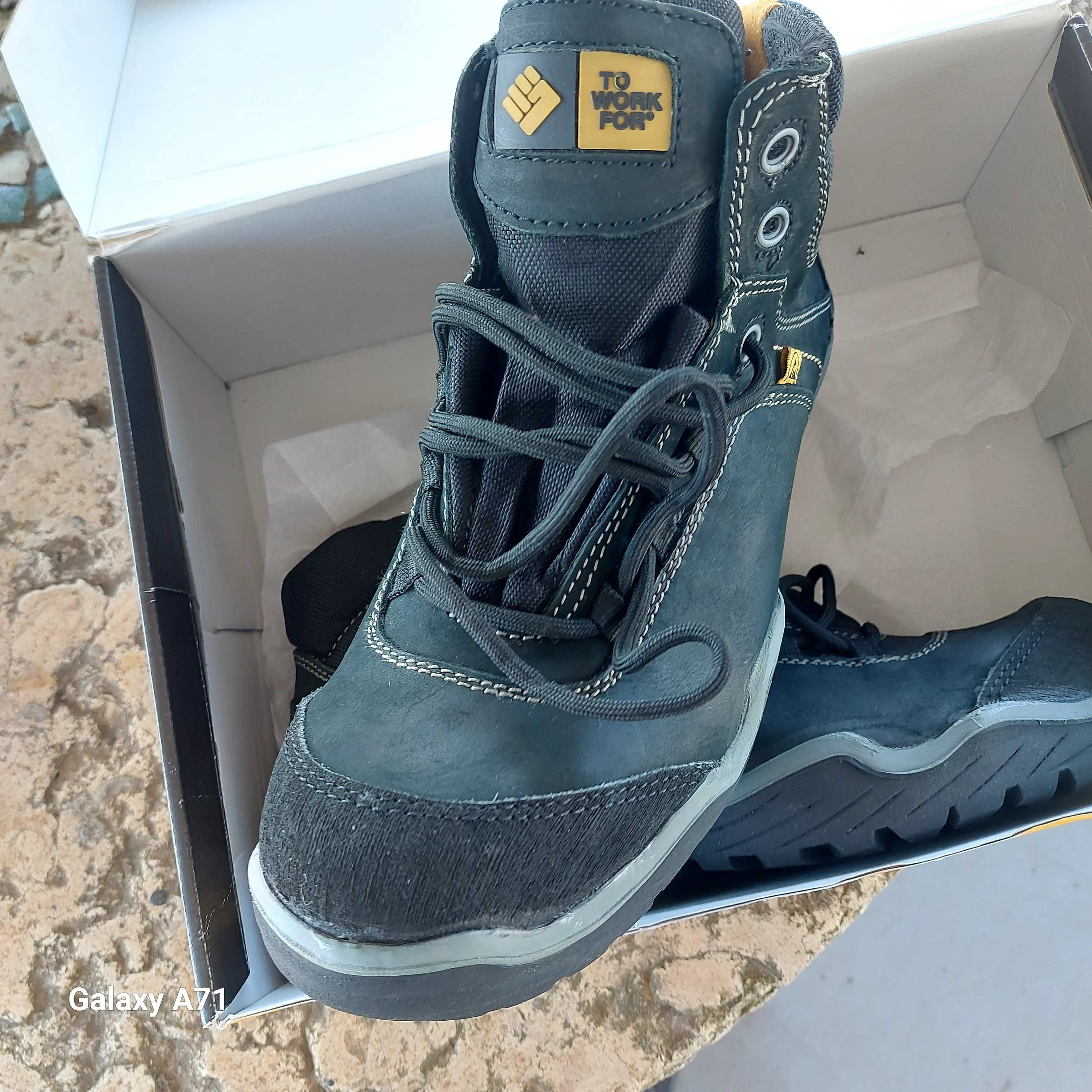 Sapatos de trabalho