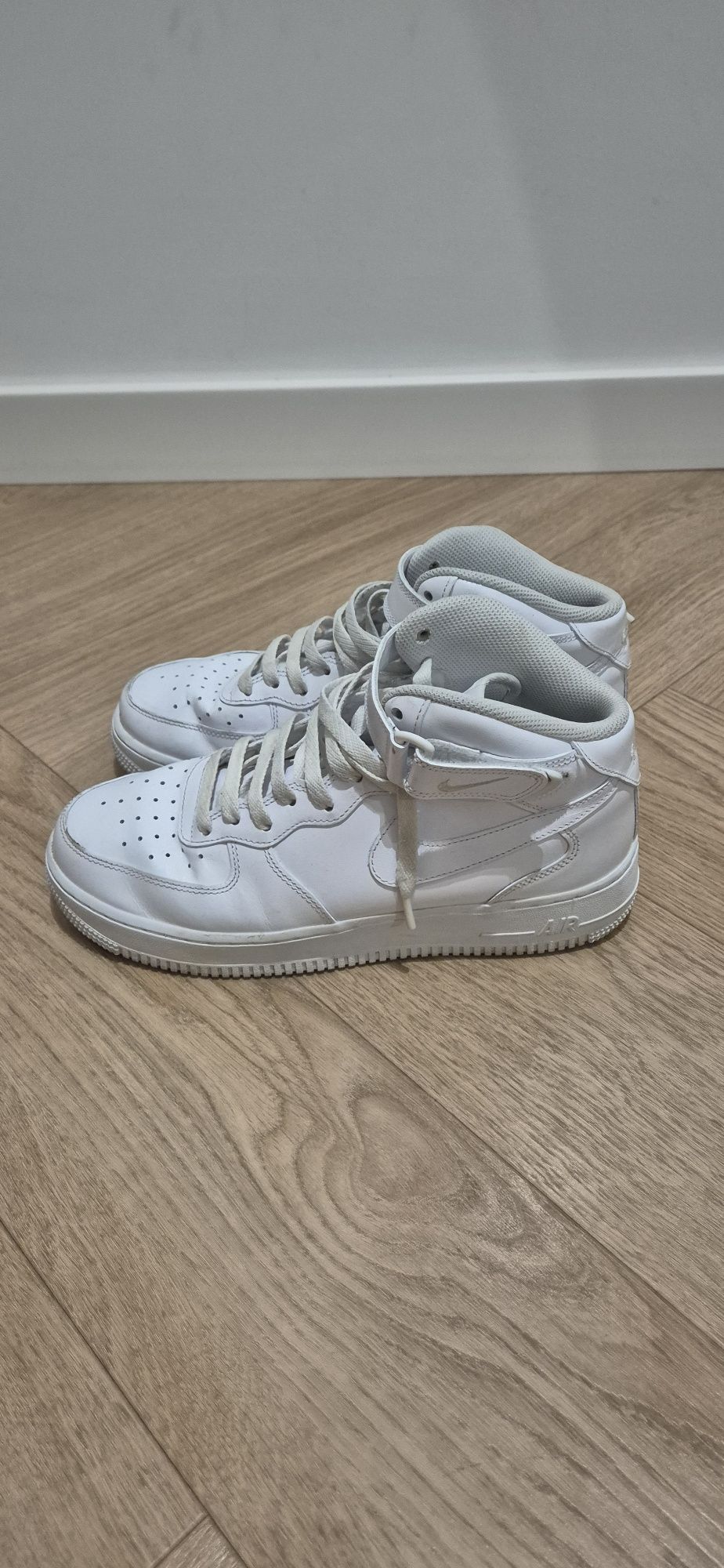 Air force 01 07 mid 42.5