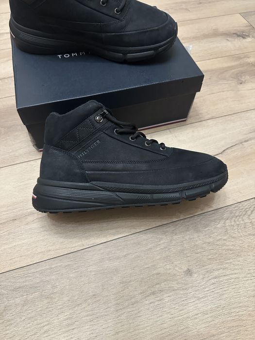 Tommy Hilfiger 42р