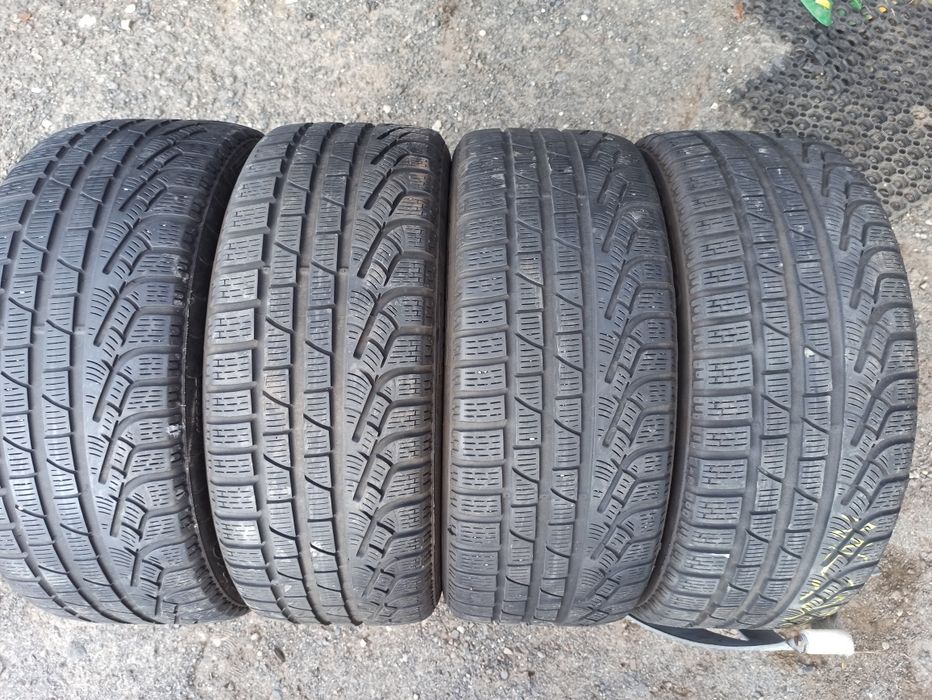 Nr. Z5 TSM komplet opon zimowych Pirelli Sottozero 235/45 R18