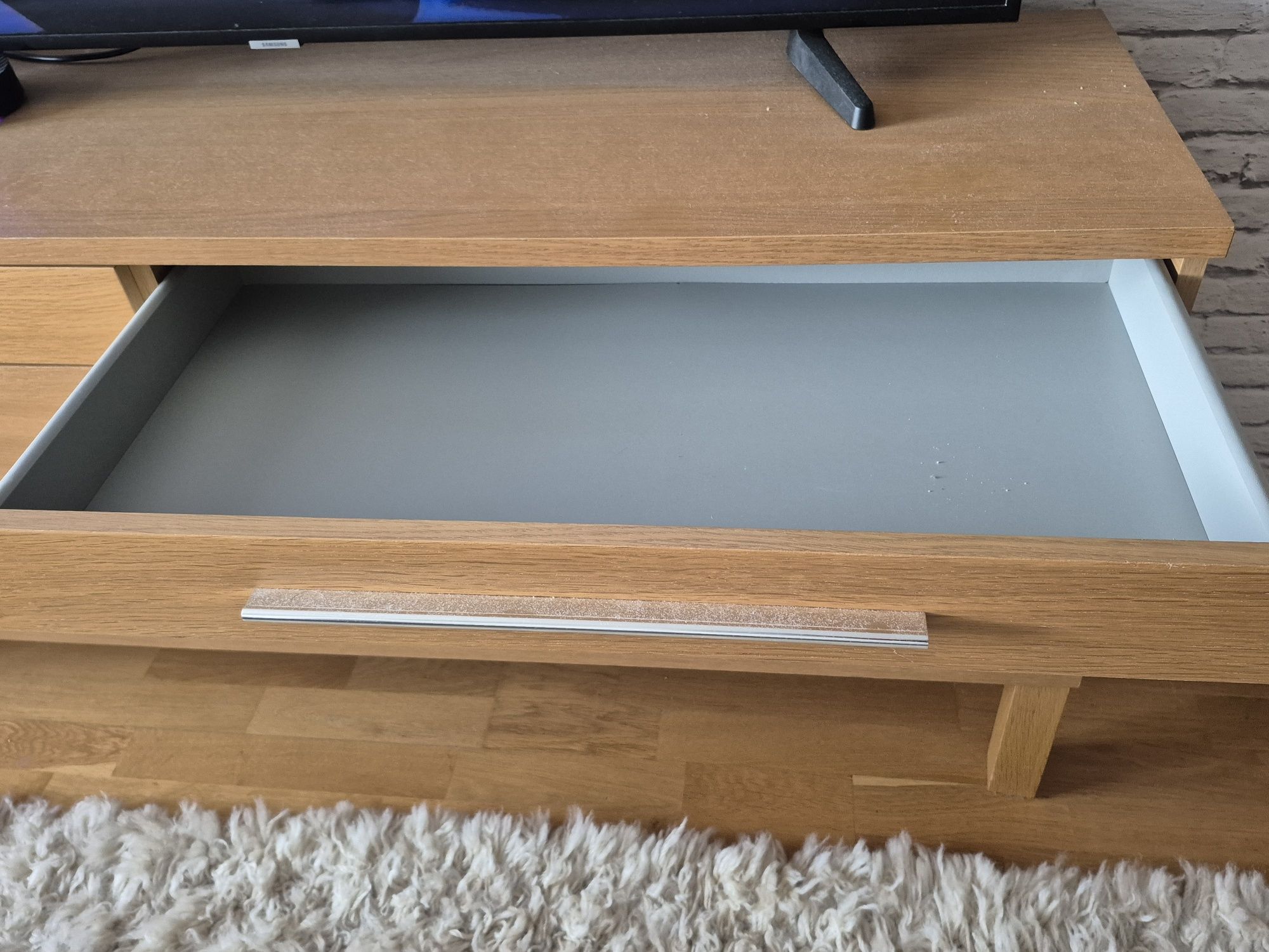 Szafka pod telewizor