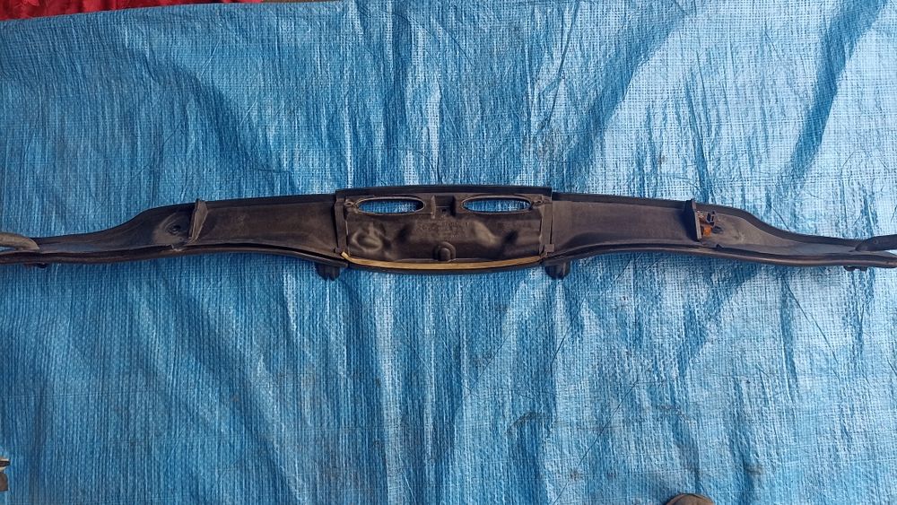Захист паненель під лобове скло BMW 3 E90 E91 2005-2012