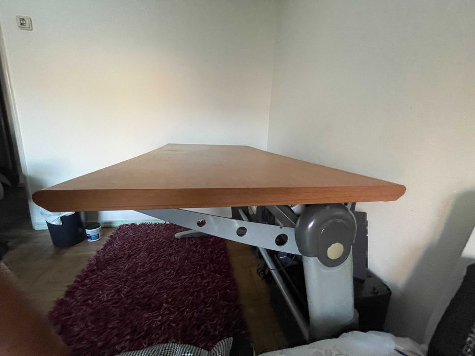 Secretária, mesa para estudos