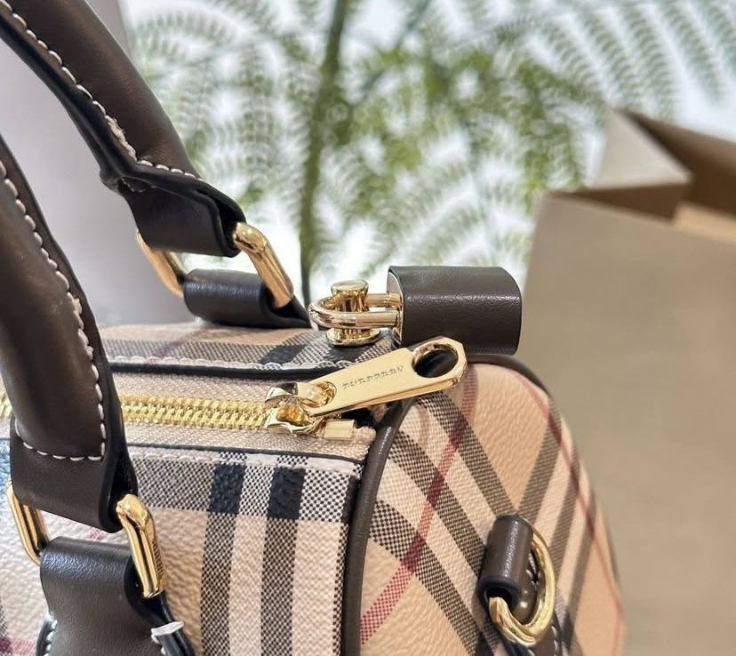 Burberry сумка жіноча бежева alo louis loro christian женская