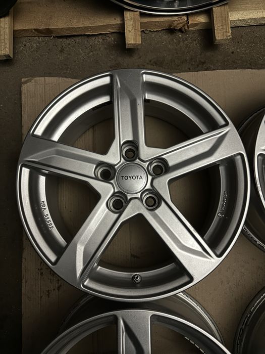 Диски R16 5x114,3/6,5/ET39 Toyota/Nissan/Suzuki/