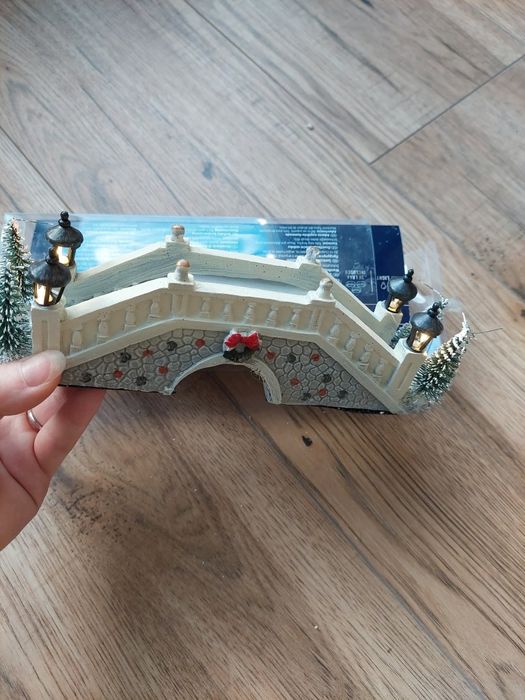 Most świąteczny led magic village