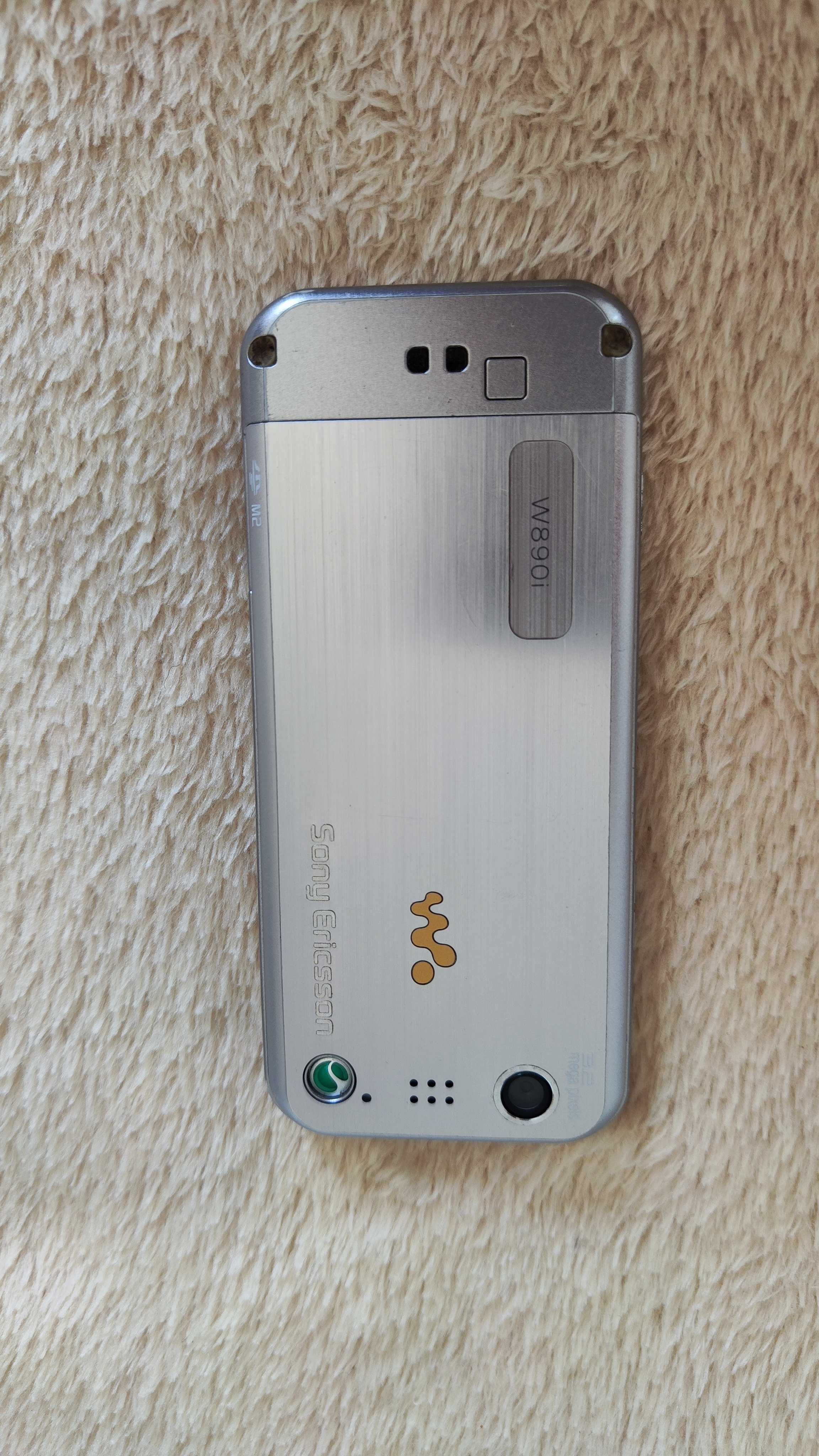 Sony Ericsson W890i