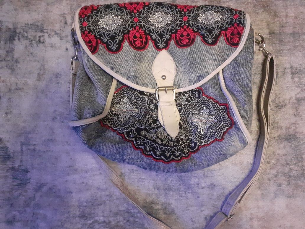 Torebka dżins naszywki hand made tanio