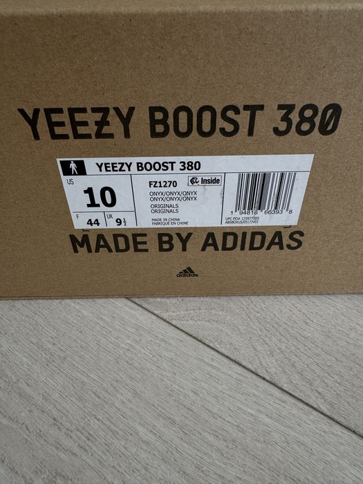 Adidas yeezy boost 380