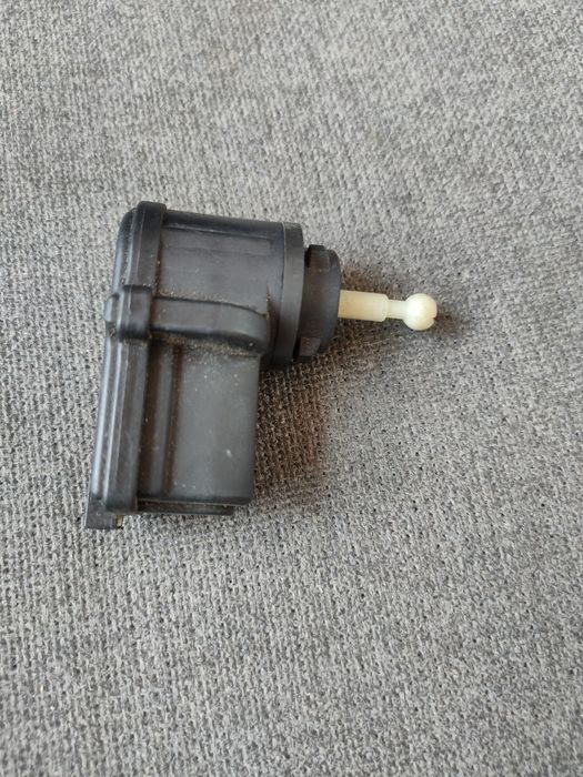 Коректор фар 1J0941295B