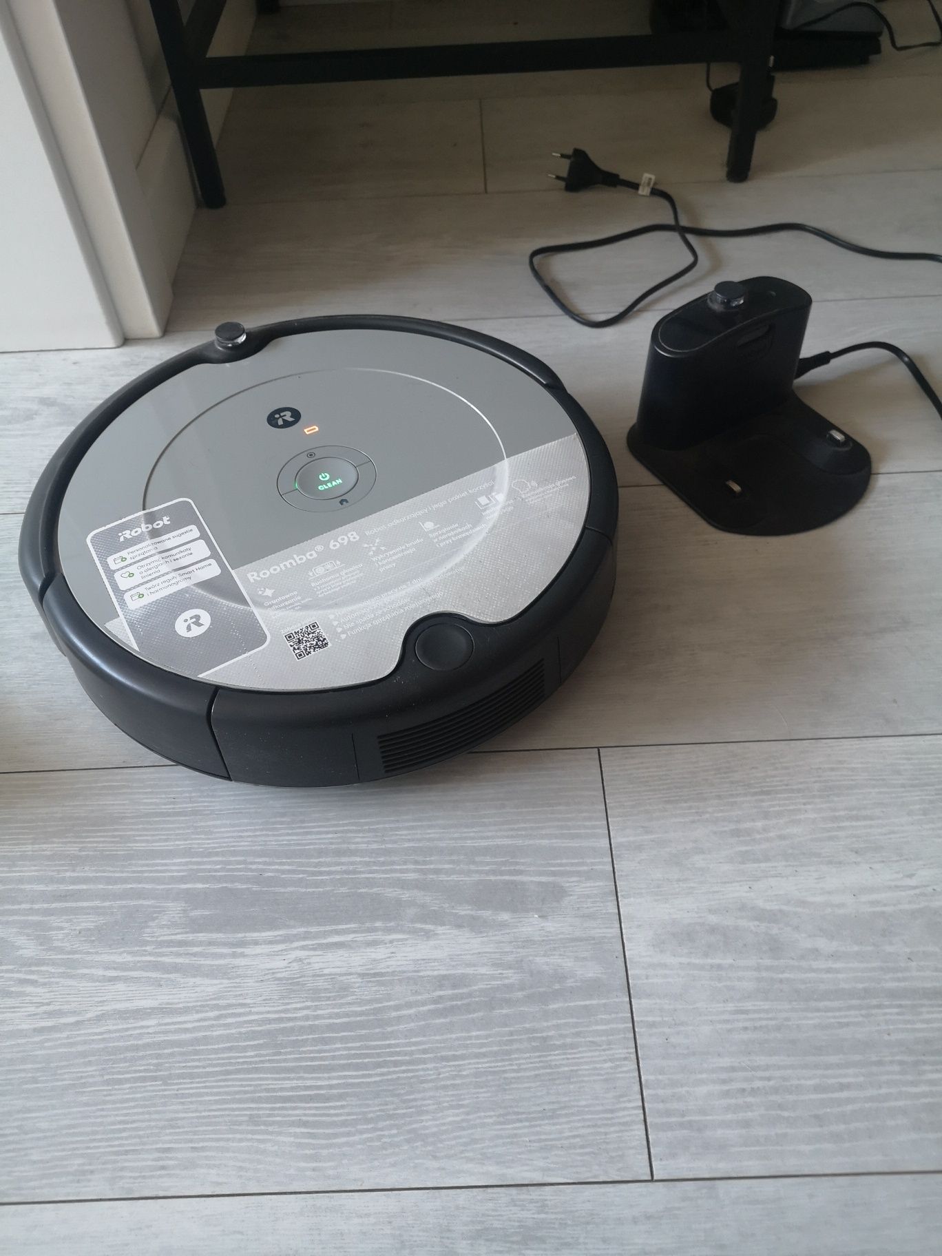 iRobot roomba 698