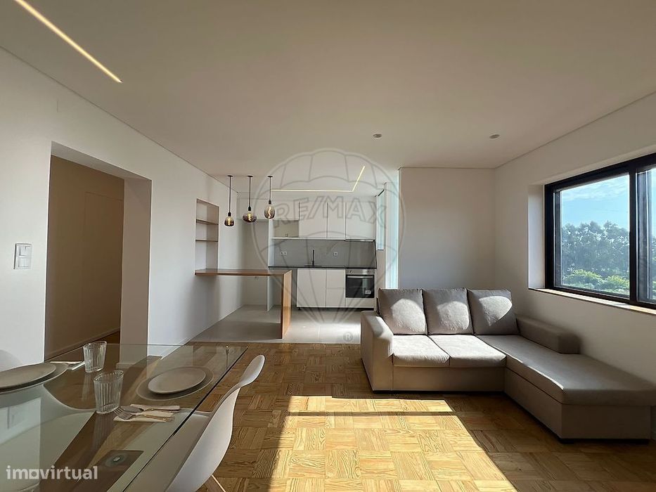 Apartamento T4 para venda