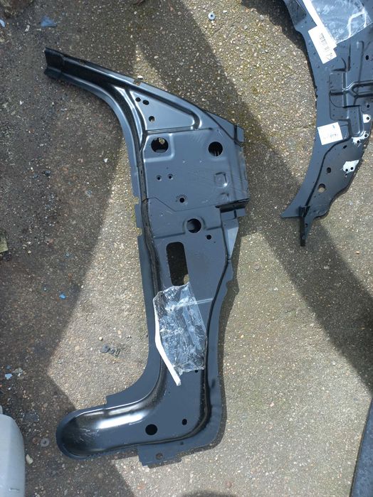 pilar peugeot 3008 /5008