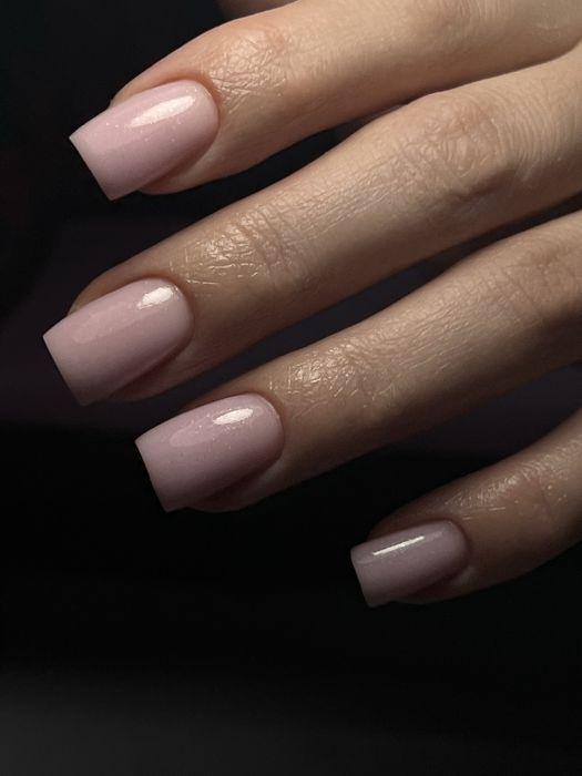 Манікюр. ТРЦ Avenir Plaza