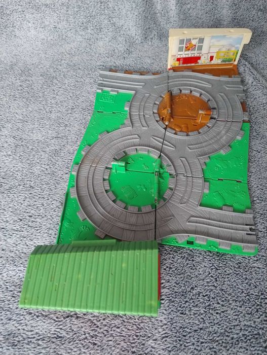 Tomek i przyjaciele tory w walizce - farma