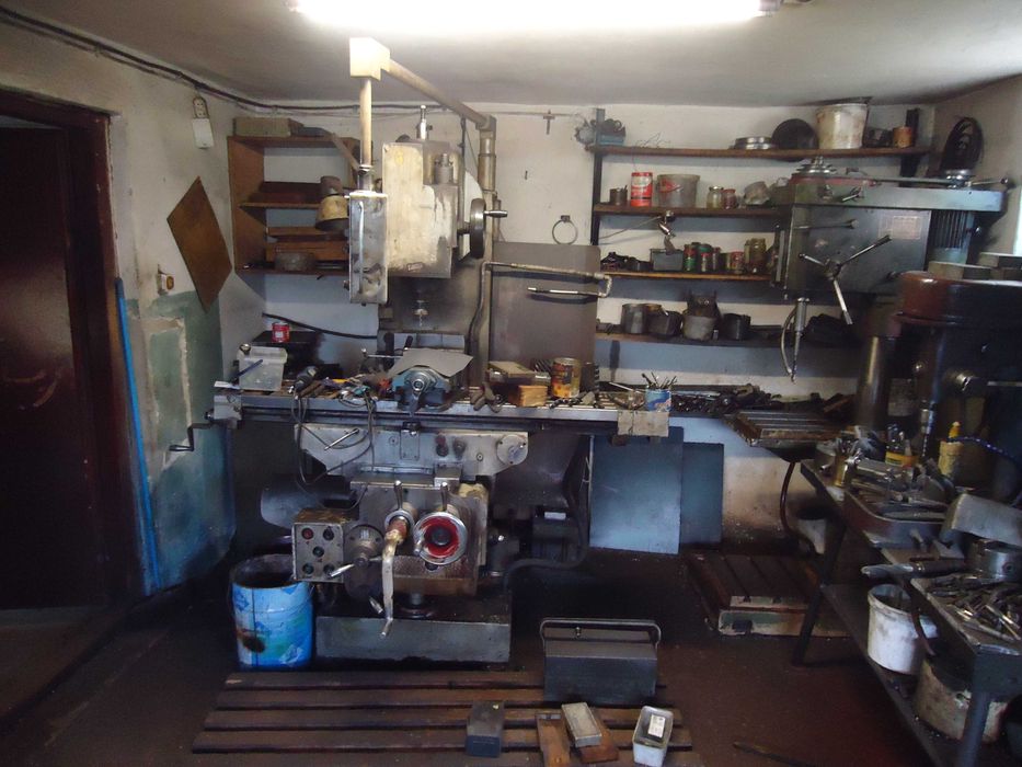 Tokarka uniwersalna TUM 25A