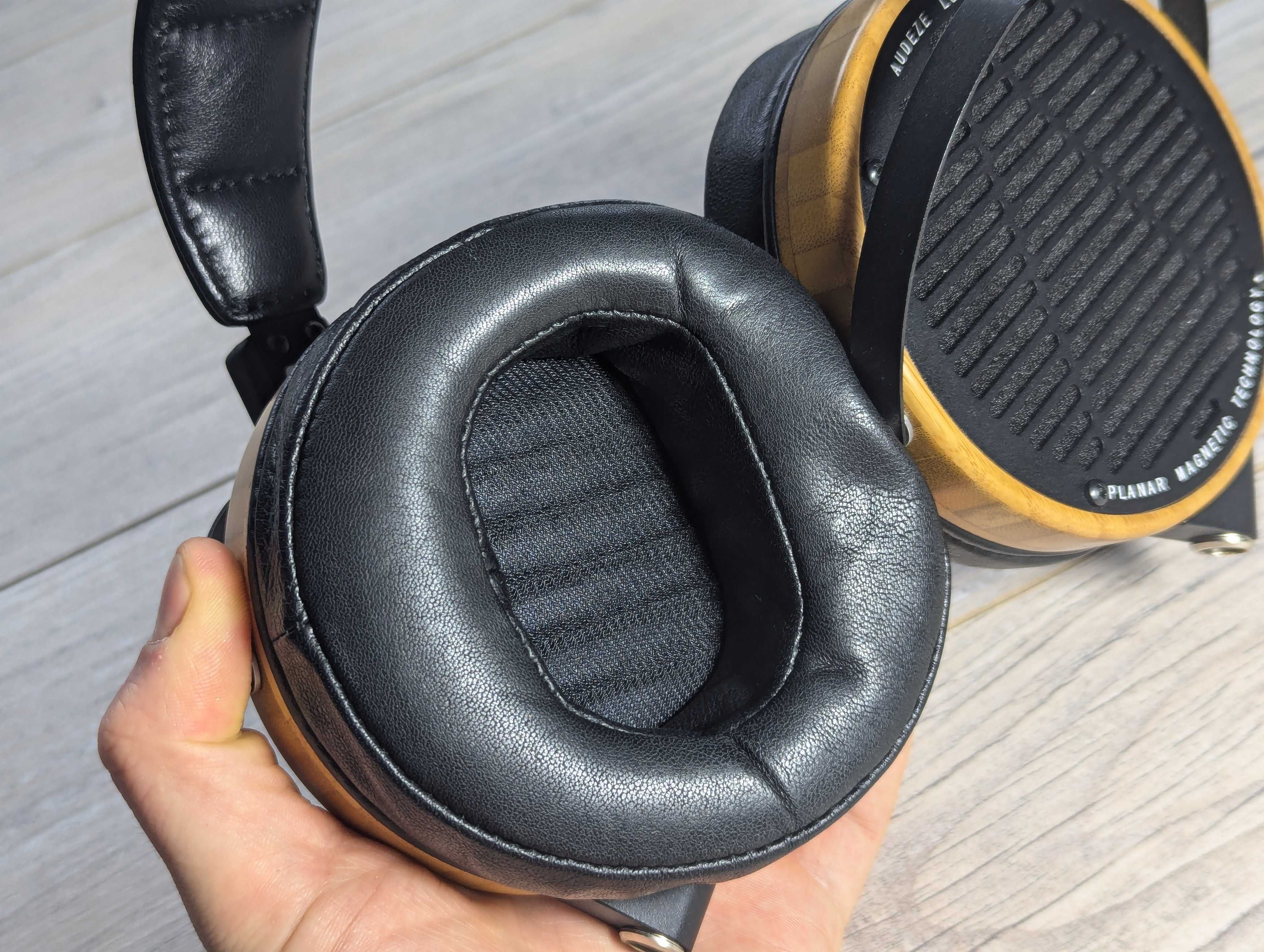 Audeze LCD-2 Bamboo Fazor