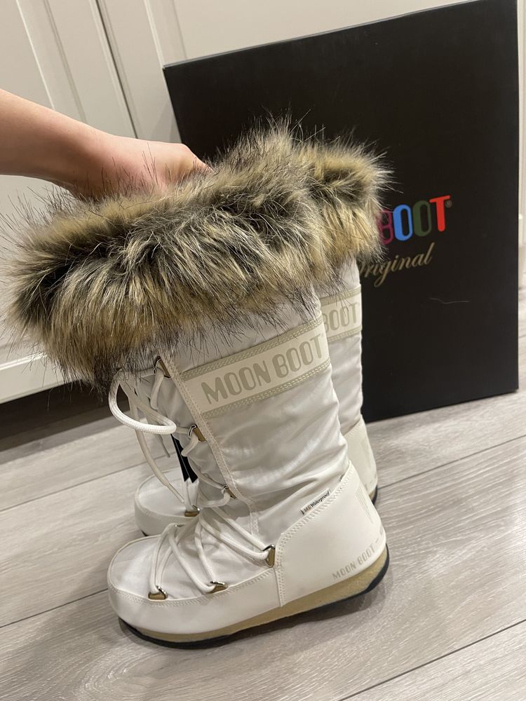 Wodoodporne kozaki śniegowce buty Moon Boot 38 Monaco WP2