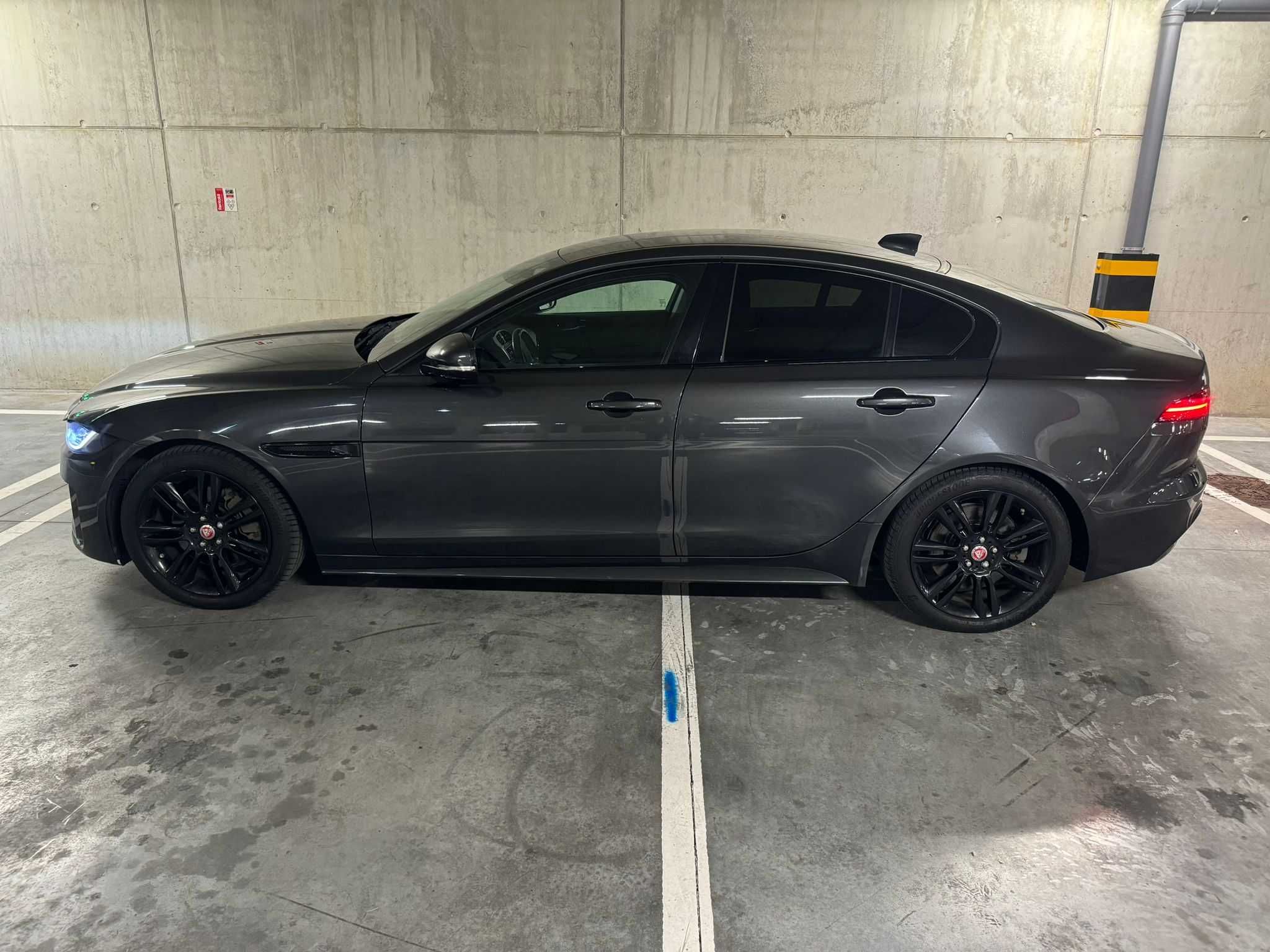 Jaguar xe r dynamic