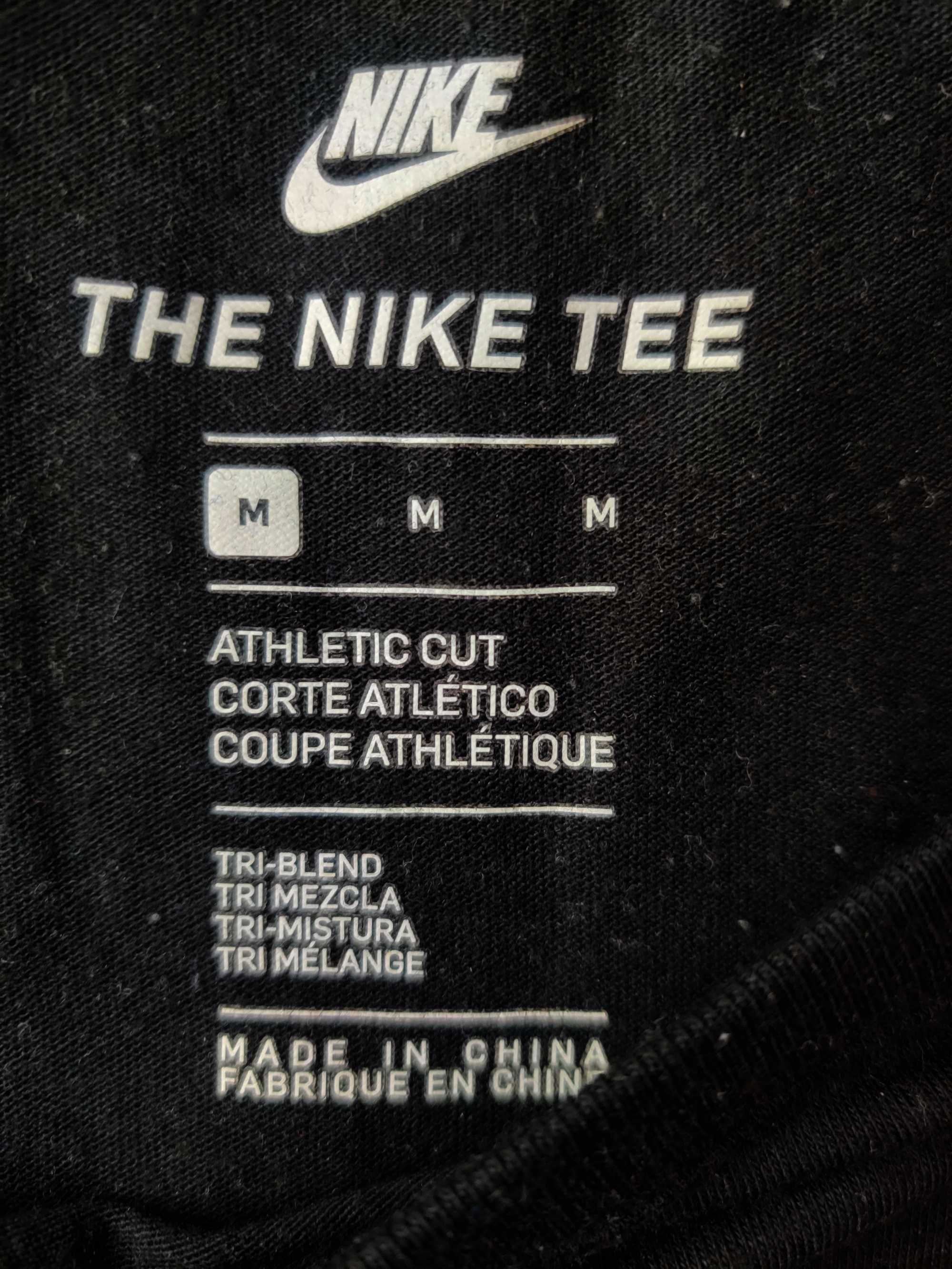 The Nike Tee koszulka z krótkim rękawem T-shirt oryginalna M czarna