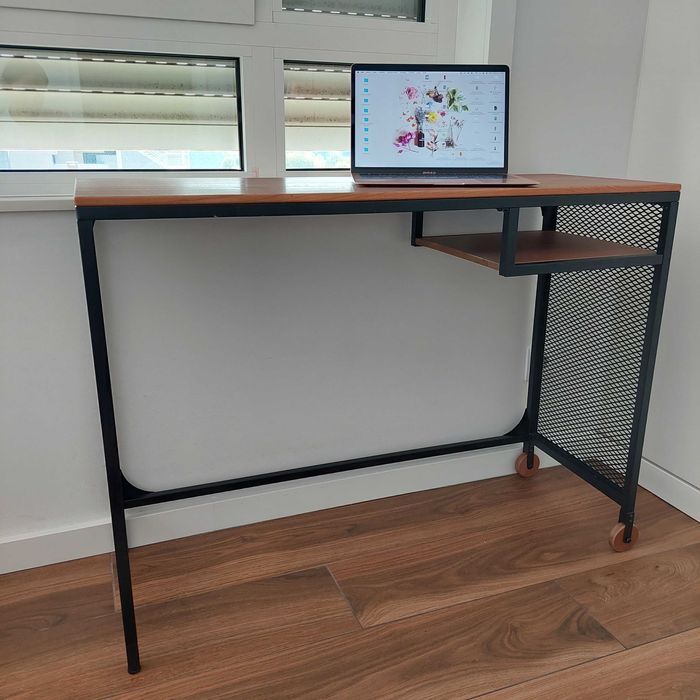 Secretária Ikea  FJÄLLBO