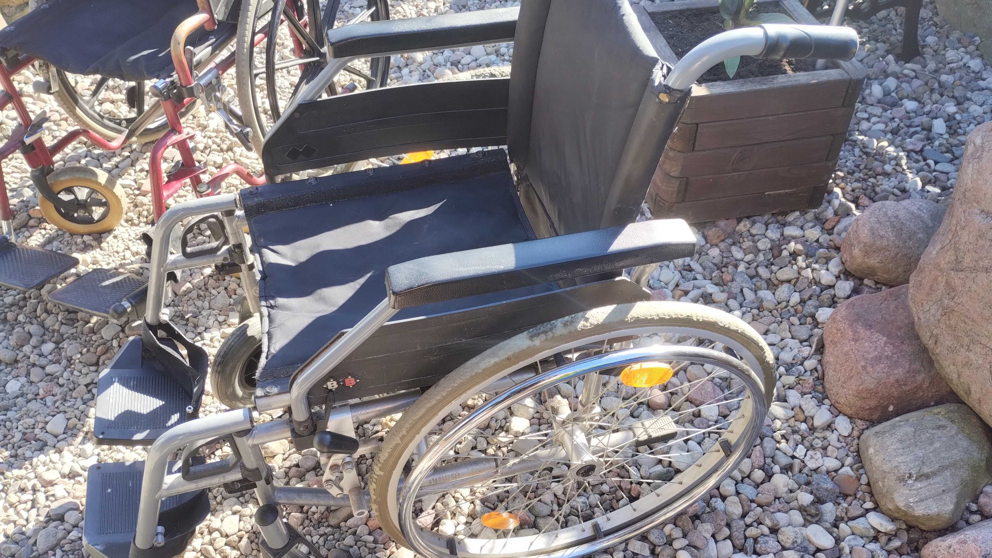 2 wózki inwalidzkie
