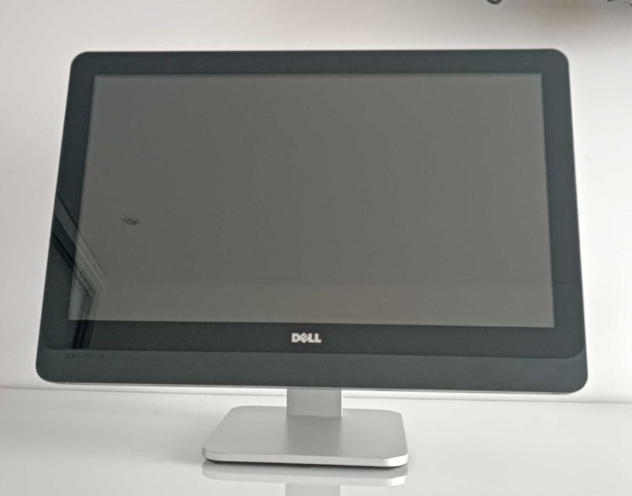 Dell Optiplex 9010 All In One Ecrã 23FHD Touchscreen/Xeon/16GB RAM/SSD