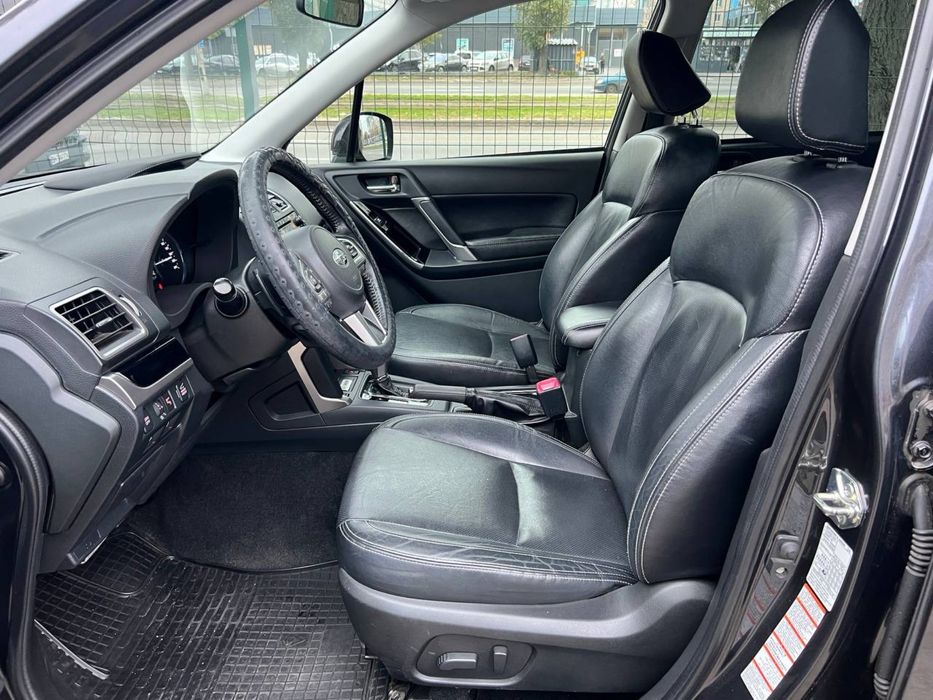 Subaru Forester 2017 официал, 1 владелец, целый по кузову