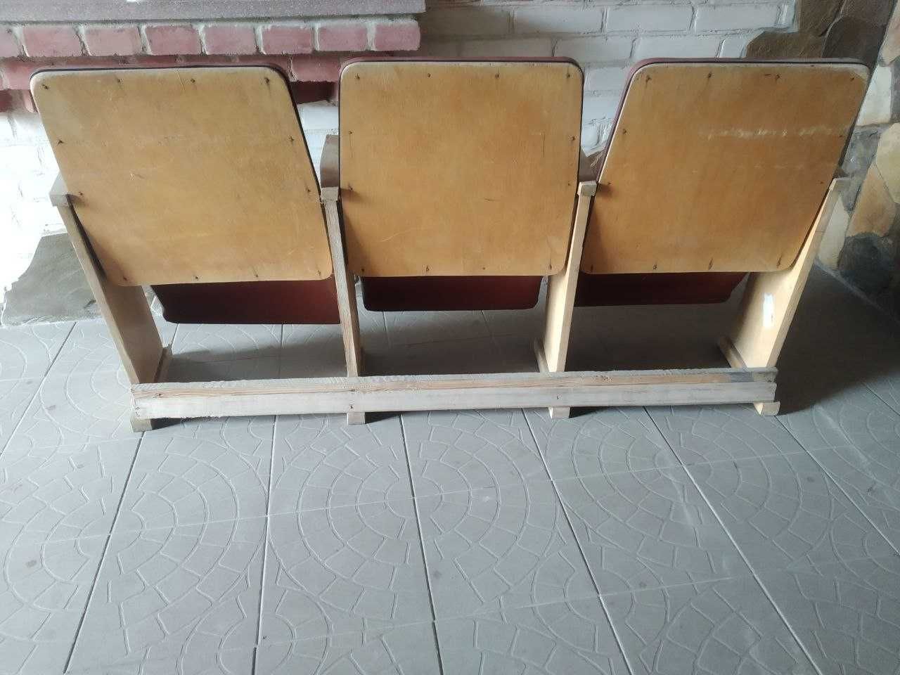 Крісла, кресла, 3 штуки, в ряд