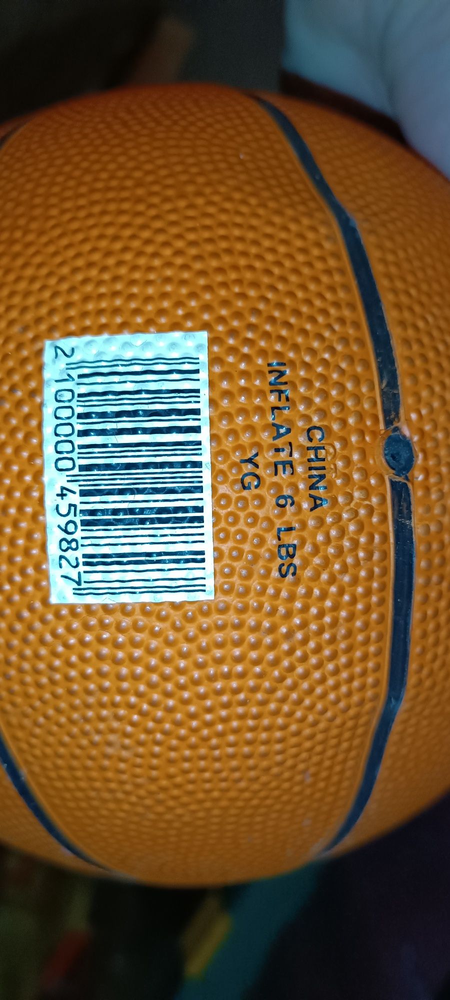 Tabela de basquetebol para crianças  com bola
