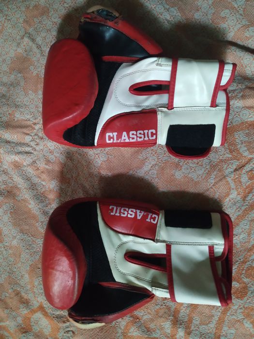 Рукавиці боксерські CLASSIC
