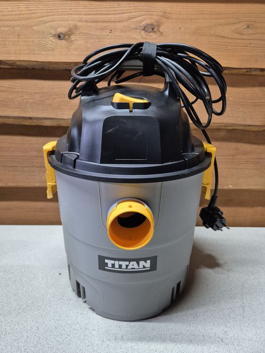 Titan Odkurzacz Przemysłowy 1300W
