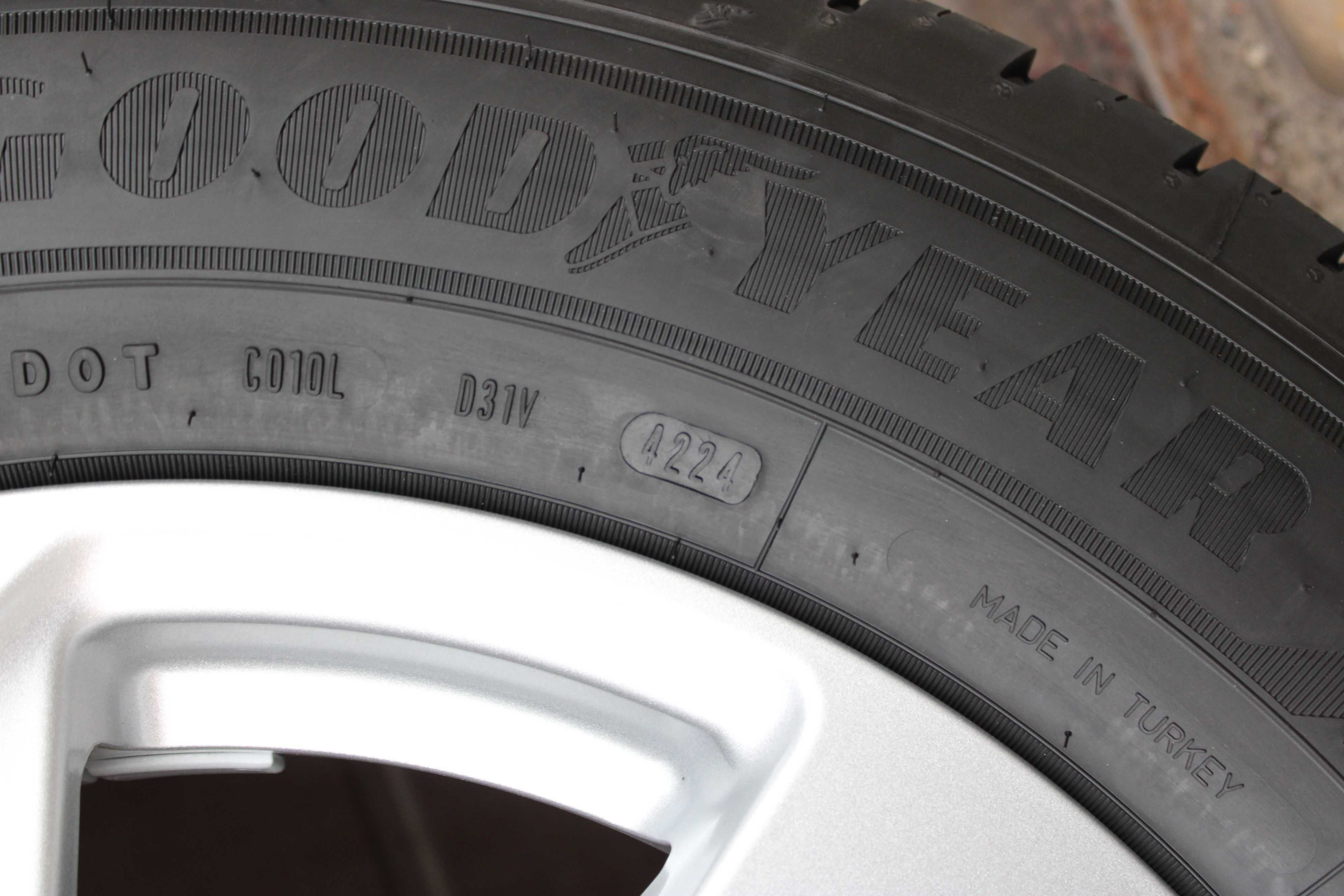 215/65R16C GoodYear EfficientGrip Cargo 2 109/107T 2024r. NOWE - DEMO