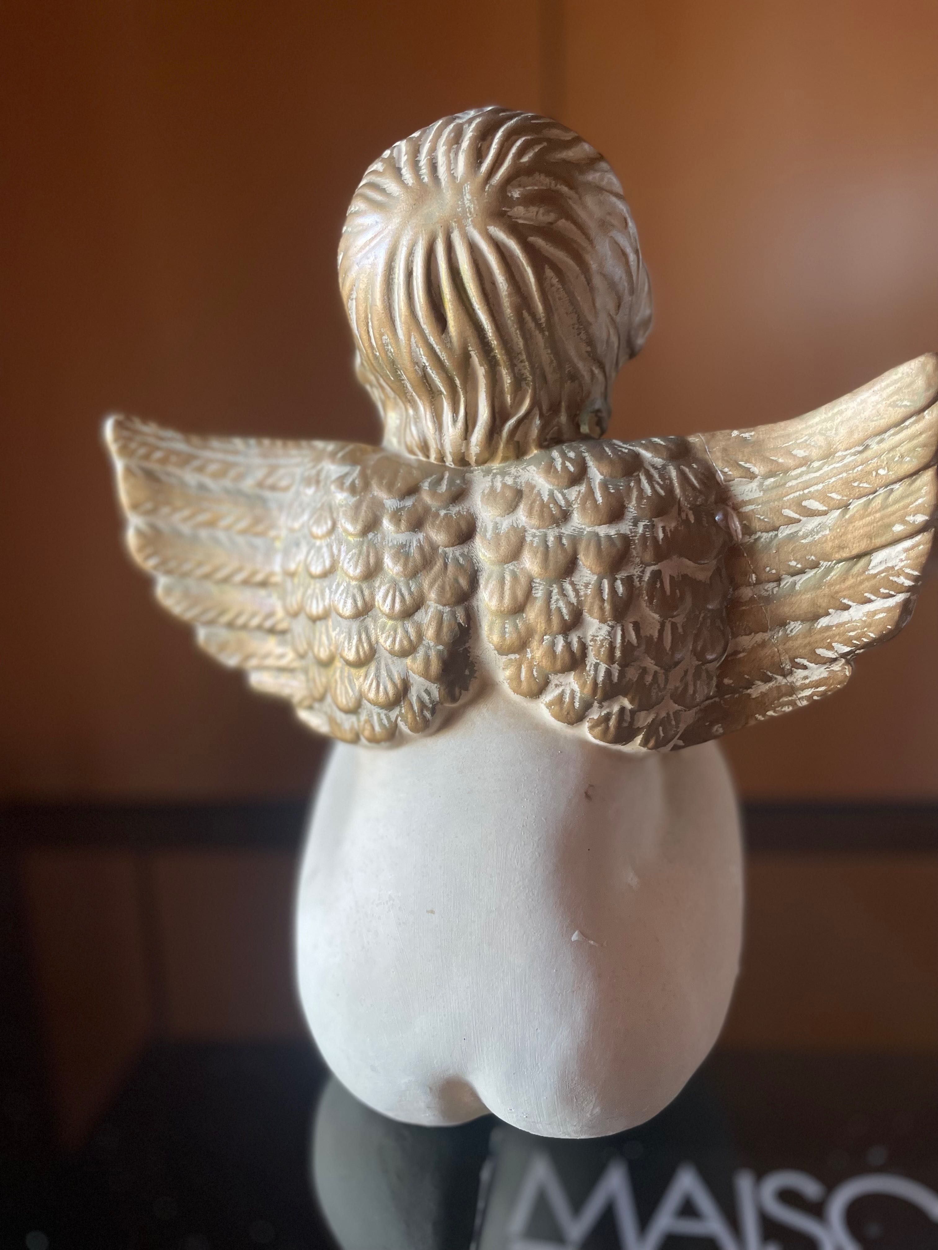 Anjo decorativo em loiça