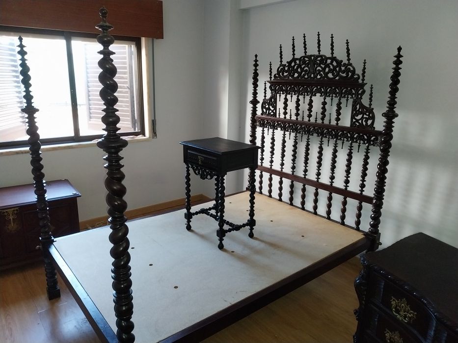 Cama casal vintage