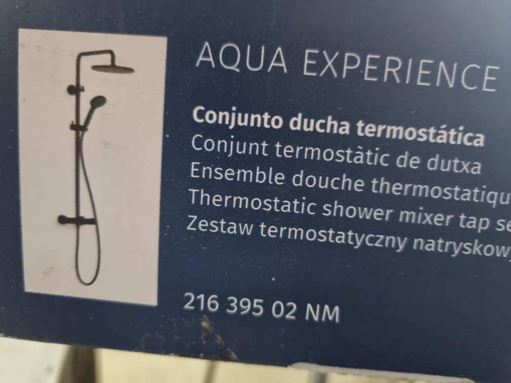 Tres Zestaw prysznicowy czarny
