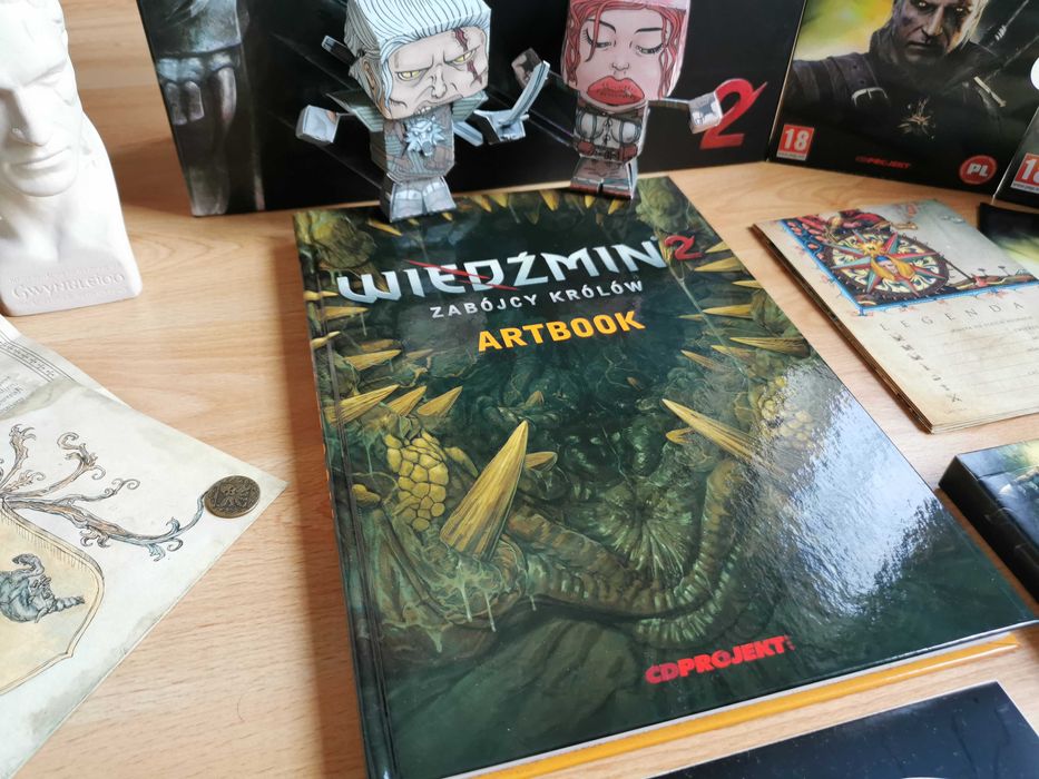 Wiedźmin 2 Edycja Kolekcjonerska + Medalion