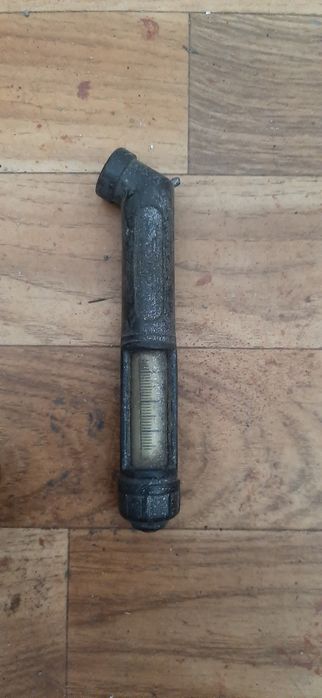 Ciśnieniomierz do opon PRL