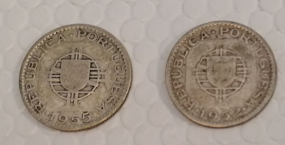 Moedas de 10 esc, angola, republica portuguesa, 1952 e 55